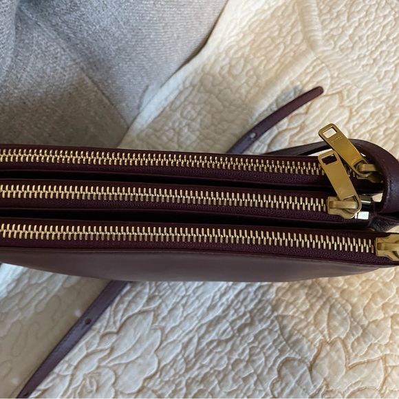 CELINE Trio Bag, New Logo, in Smooth Lambskin Leather - Picture 3 of 11